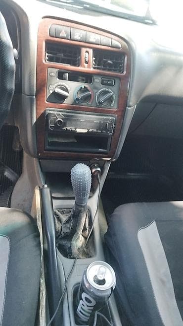 prius plus: Toyota Avensis: 2000 г., 2 л, Механика, Бензин, Универсал — 6