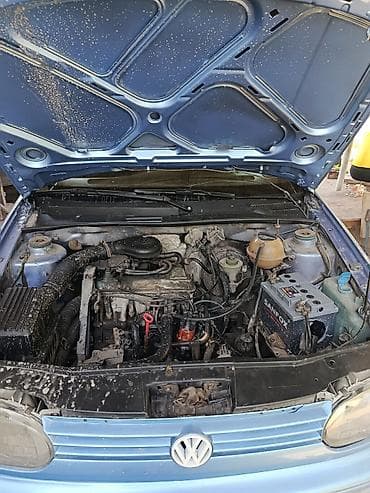 Продажа авто: Volkswagen Golf: 1992 г., Механика, Бензин, Хэтчбэк — 5