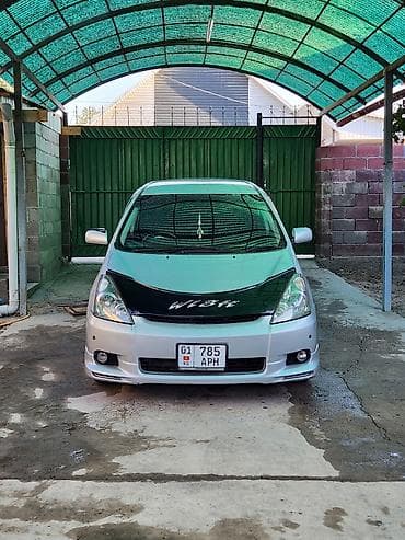 step wgn: Toyota WISH: 2003 г., 1.8 л, Автомат, Бензин, Минивэн — 2