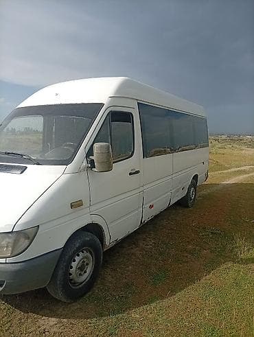 mini refrigerator: Mercedes-Benz Спринтер: 2004 г., 2.2 л, Механика, Дизель, Бус — 1