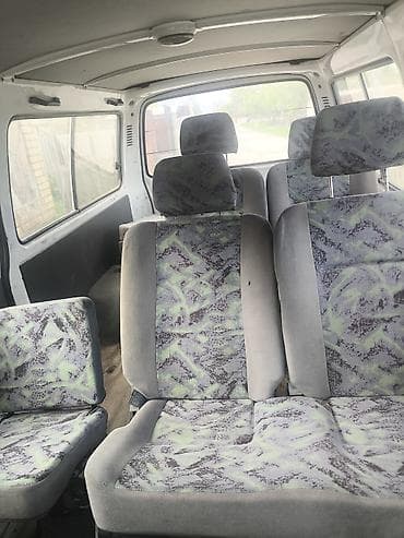 sprinter 4wd: Toyota Hiace: 2012 г., 2.8 л, Ручные, Дизель, Минивэн — 3