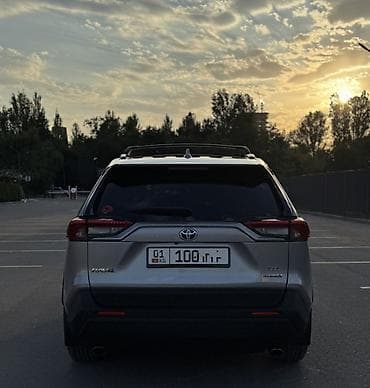 rav4: Toyota RAV4: 2022 г., 2.5 л, Вариатор, Гибрид, Кроссовер — 4