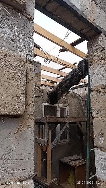 Дом и сад: Требуется помощник доделать крышу и сан узел — 1