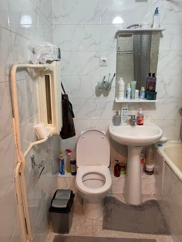 квартира в районе ошского рынка: 2 бөлмө, 42 кв. м, Хрущевка, 4 кабат, Евроремонт — 7