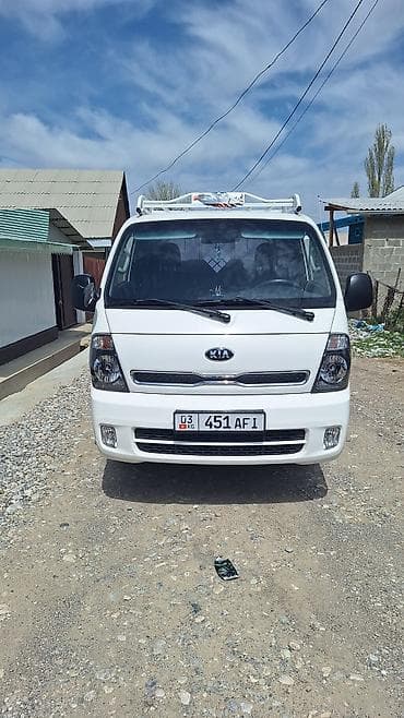 Легкий грузовик, Kia, Стандарт, 3 т