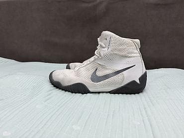 Мужские кроссовки, 37, Nike, Б/у, цвет - Белый, Самовывоз, Платная доставка