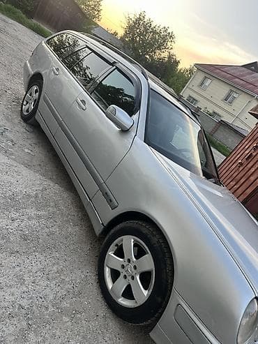w211 5: Mercedes-Benz E-Class: 2002 г., 2.2 л, Автомат, Дизель, Универсал — 3