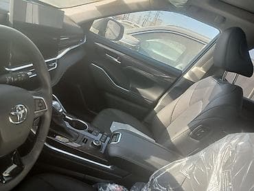 prius prim: Toyota Highlander: 2025 г., 2 л, Автомат, Бензин, Кроссовер — 7