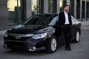 Toyota Camry: 2026 г., Автомат, Бензин, Седан