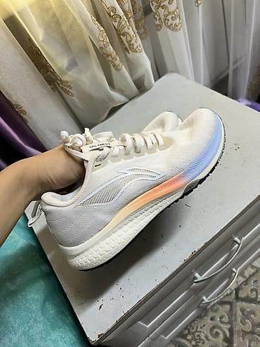 lining 38: Кроссовки для бега/тренировок,Lining оригинал покупала за 5500 — 2