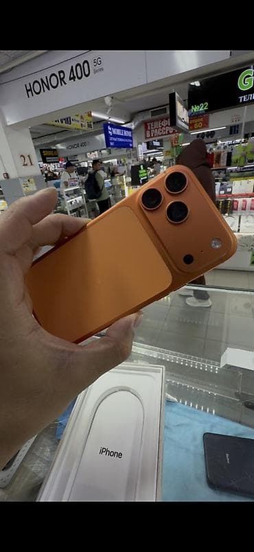 айфон 13 поо макс: IPhone 17 Pro Max, 256 ГБ, Оранжевый, Коробка, 98 % — 1