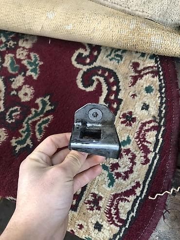 Замок w210 Водитель Металлический фиксатор-замок с прижимным винтом - at lalafo.kg Замок w210 Водитель Металлический фиксатор-замок с прижимным винтом -