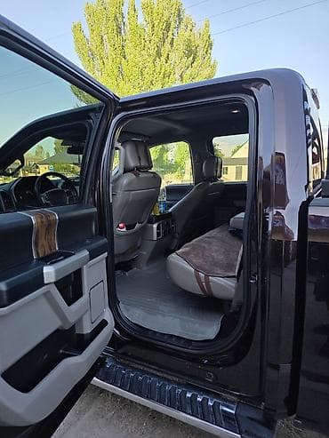 машина в идеальном состоянии: Ford F-150: 2018 г., 3.5 л, Автомат — 4