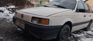 Volkswagen Passat Variant: 1988 г., 1.6 л, Механика, Бензин, Универсал