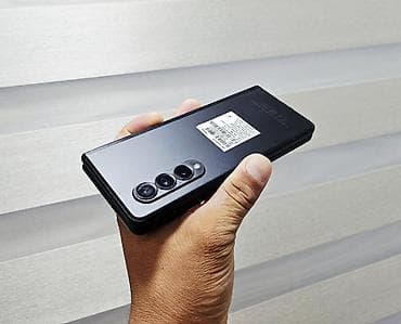 Техника жана электроника: Samsung Galaxy Z Fold 3, Колдонулган, 256 ГБ, түсү - Кара, 1 SIM, 2 SIM — 2