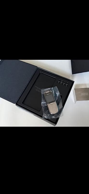 galaxy a8: Nokia 8000 4G, цвет - Серебристый — 3