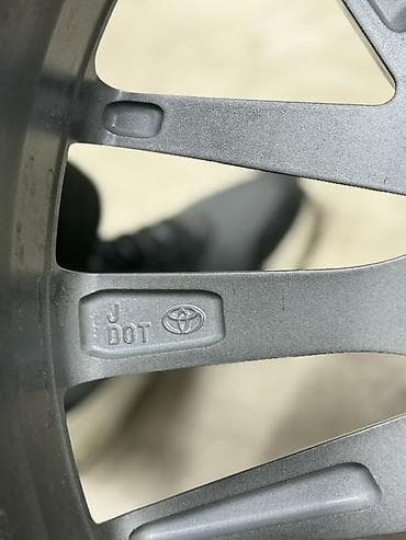 vossen diska: Литые Диски R 19 Toyota, 1 шт, отверстий - 5, Б/у — 3