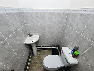 дешовые квартира: 2 комнаты, 59 м², Элитка, 9 этаж, Косметический ремонт — 9