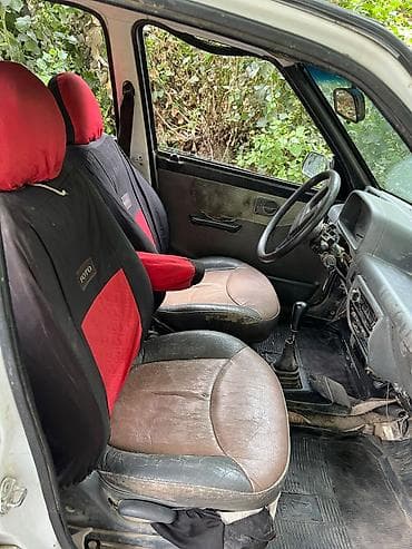 тико сиденье: Daewoo Tico: 1996 г., Механика, Бензин, Хэтчбэк — 3