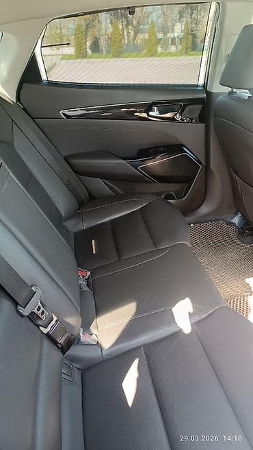 kia sit: Kia Cadenza: 2019 г., 2.4 л, Автомат, Бензин, Седан — 4