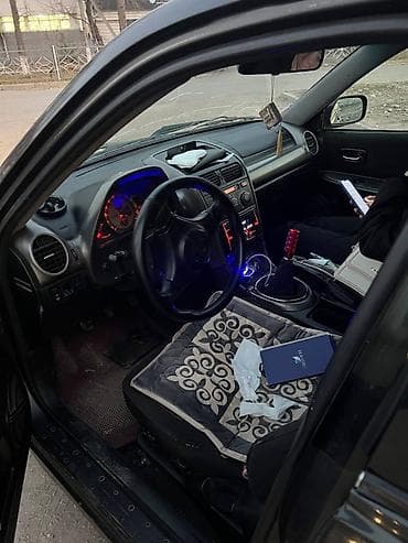 suzuki svift: Lexus IS: 2002 г., 2 л, Механика, Бензин, Седан — 4