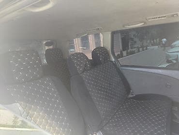 prius plus: Toyota Estima: 2003 г., 2.4 л, Автомат, Газ, Минивэн — 5