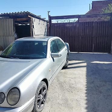 Mercedes-Benz E-Class: 1995 г., Седан — 2