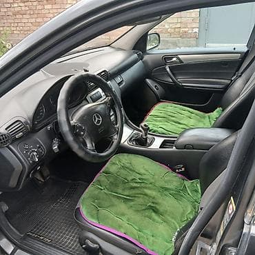 mtz 82: Mercedes-Benz C-Class: 2004 г., 1.8 л, Ручные, Бензин, Универсал — 9