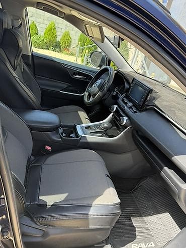 колони: Toyota RAV4: 2019 г., 2.5 л, Автомат, Бензин, Кроссовер — 5