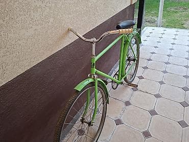 гц 8: Городской велосипед с классической стальной рамой и колесами 28" — 1