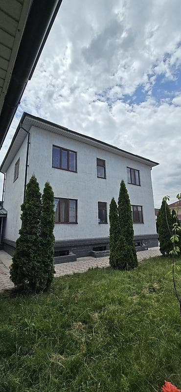 open space: Срочно продаётся трёхуровневый кирпичный дом с благоустроенным двором — 2