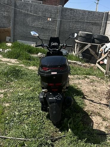 электро мото: Тип скутера 150 куб. см, Бензин, Б/у — 4