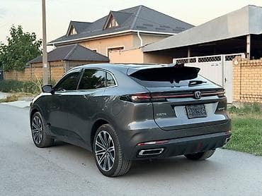 Унаа: Changan Uni-V: 2024 г., 2 л, Автомат, Гибрид, Кроссовер — 4