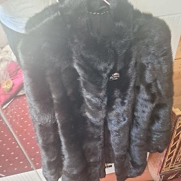 leopard 7: Шуба из темного меха (визуально похож на норку), классический крой до — 1