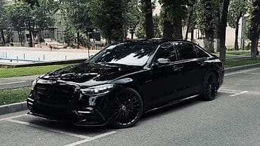 Mercedes-Benz S-Class: 2023 г., 4 л, Автомат, Бензин, Седан — 1
