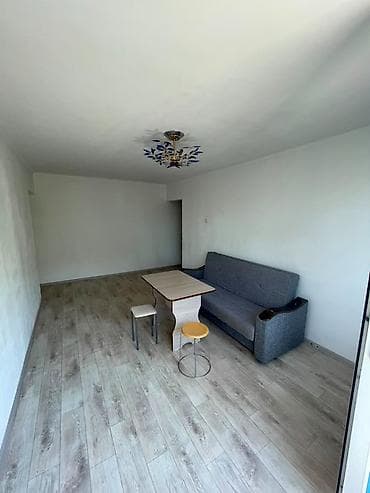Недвижимость: 2 комнаты, 45 м², 7 мкр 104 серия, 4 этаж — 3
