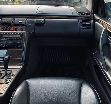 Продажа авто: Mercedes-Benz E-Class: 2003 г., 2.4 л, Автомат, Бензин, Седан — 5