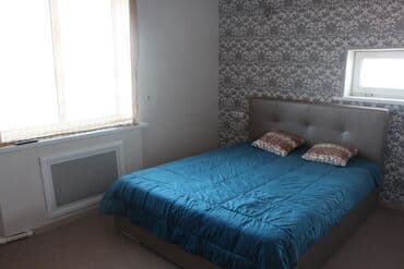 12 м², Эмереги менен