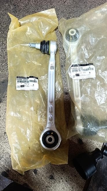 Передний правый рычаг Kia 2020 г., Новый, Оригинал — 1