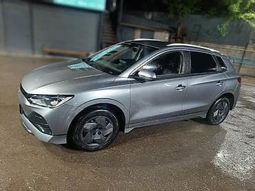 степ эреф 1: BYD E2: 2024 г., Электромобиль, Кроссовер — 3