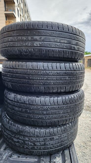 купить шины бу: 235.70.17 
Шины 4шт в отличном состоянии
пишите на ватсап — 3