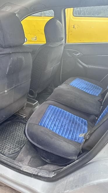 радар авто: Ford Focus: 2000 г., 1.8 л, Кол менен иштөөчү, Бензин, Универсал — 9