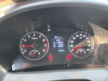 бонга: Kia BONGO: 2019 г., 2.5 л, Ручные, Дизель, Пикап — 8