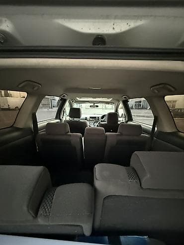 byd e5: Продаётся компактвэн/минивэн с правым рулём, серебристый цвет кузова — 4