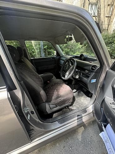 байди машина: Toyota bB: 2003 г., 1.5 л, Автомат, Бензин — 2