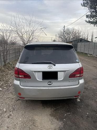 купить ав: Toyota Ipsum: 2002 г., 2.4 л, Автомат, Газ, Минивэн — 4