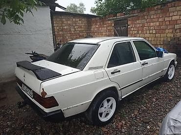 Mercedes-Benz C-Class: 1988 г., 2 л, Механика, Дизель, Седан