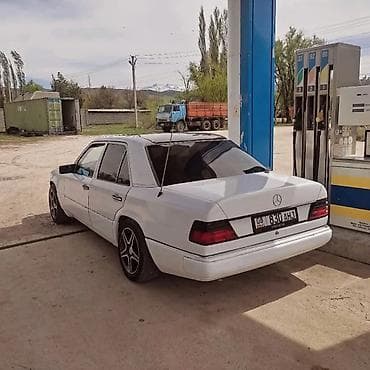 Mercedes-Benz: Mercedes-Benz W124: 1990 г., 2.3 л, Автомат, Бензин, Седан — 5