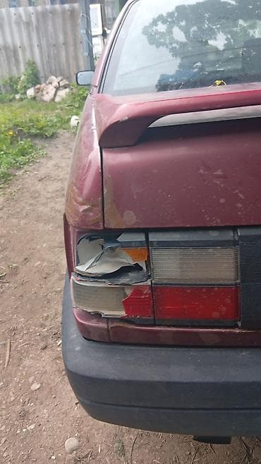 авто эмаль: Volkswagen Passat: 1988 г., Механика, Седан — 6