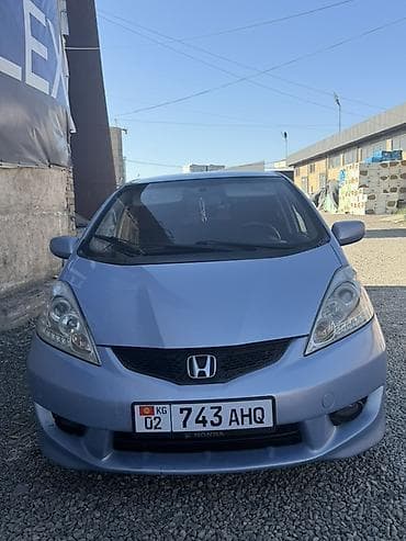 подголовник фит: Honda Fit: 2009 г., 1.5 л, Автомат, Бензин, Хэтчбэк — 3
